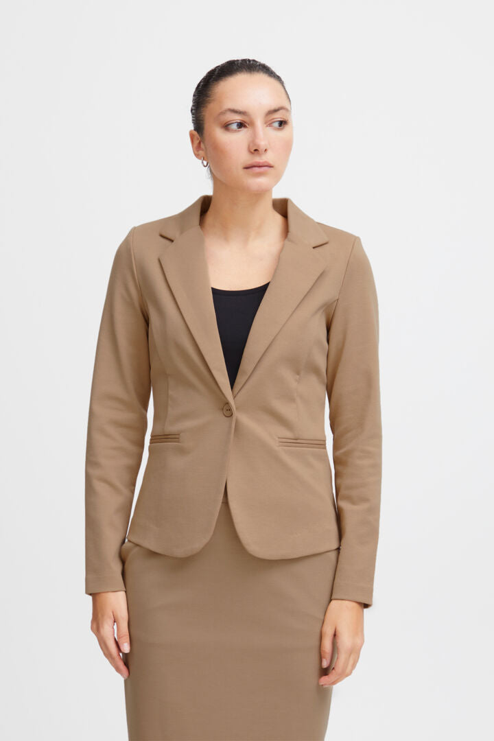 Kate Blazer - Tannin