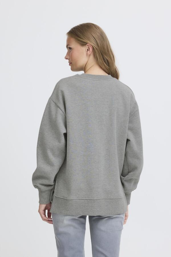 Olinne Sweater