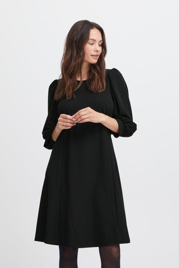 Dusa Dress