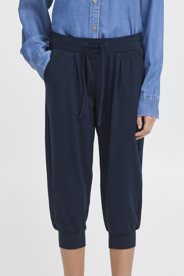 Pandina Capri Pants -Navy