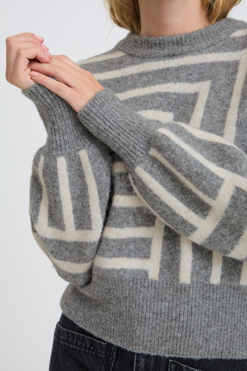 Omea Jumper