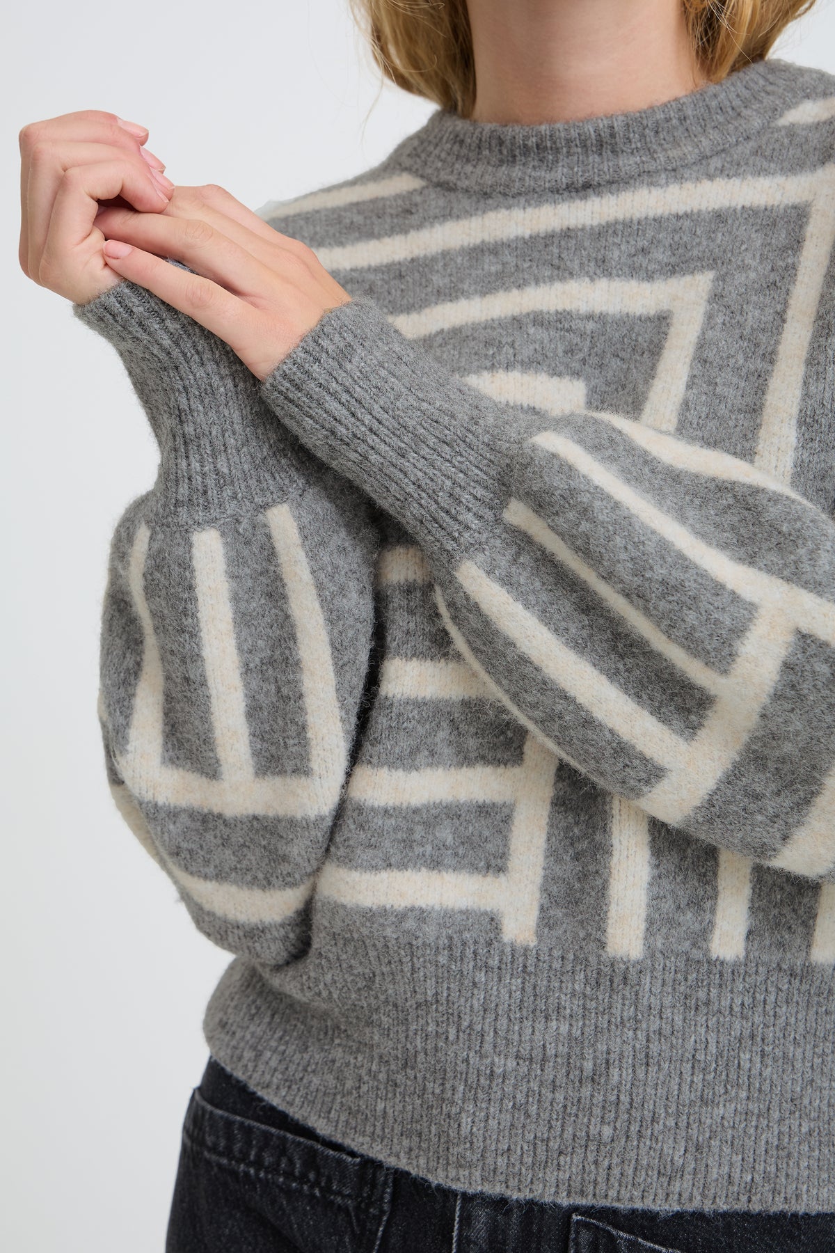 Omea Jumper