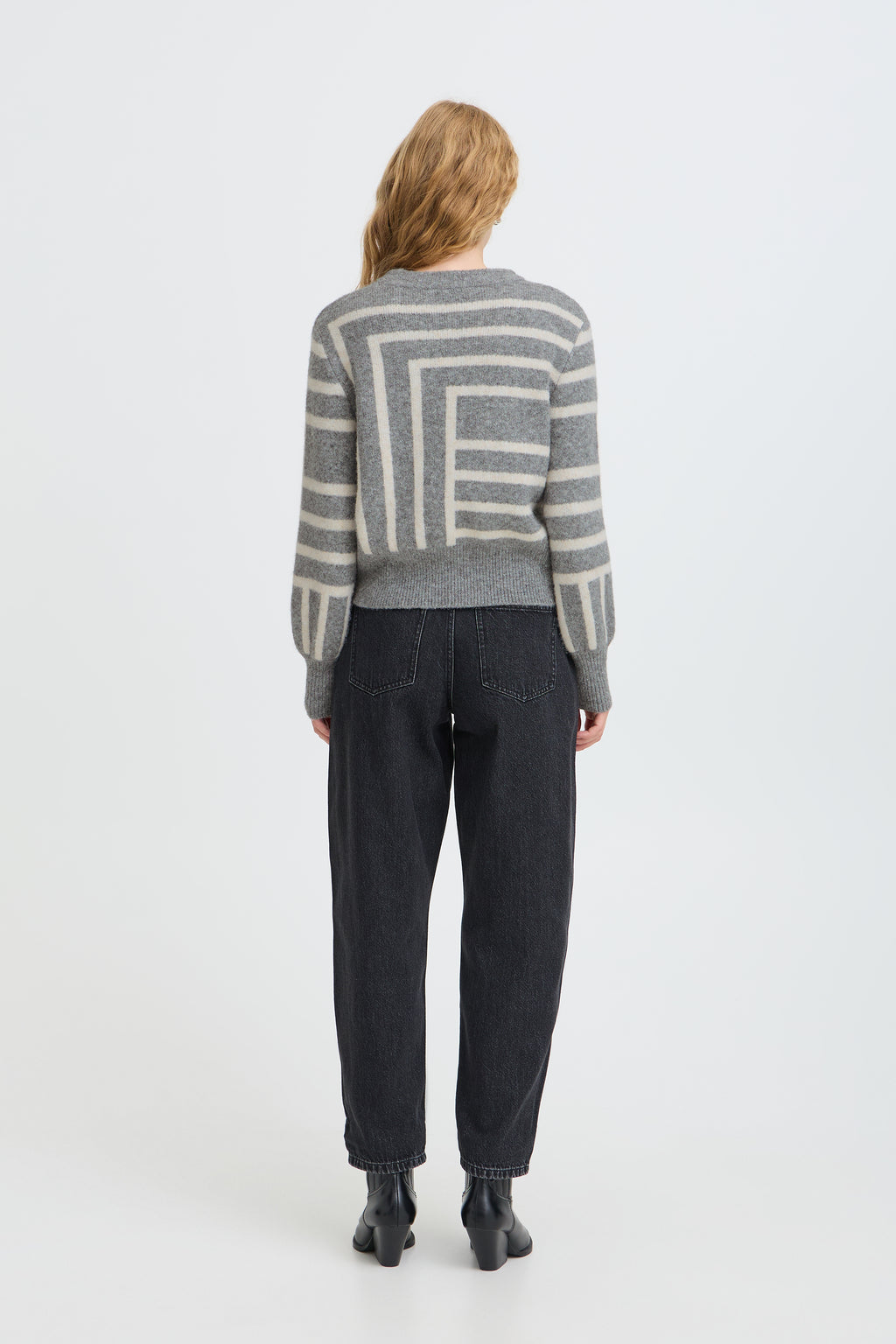 Omea Jumper
