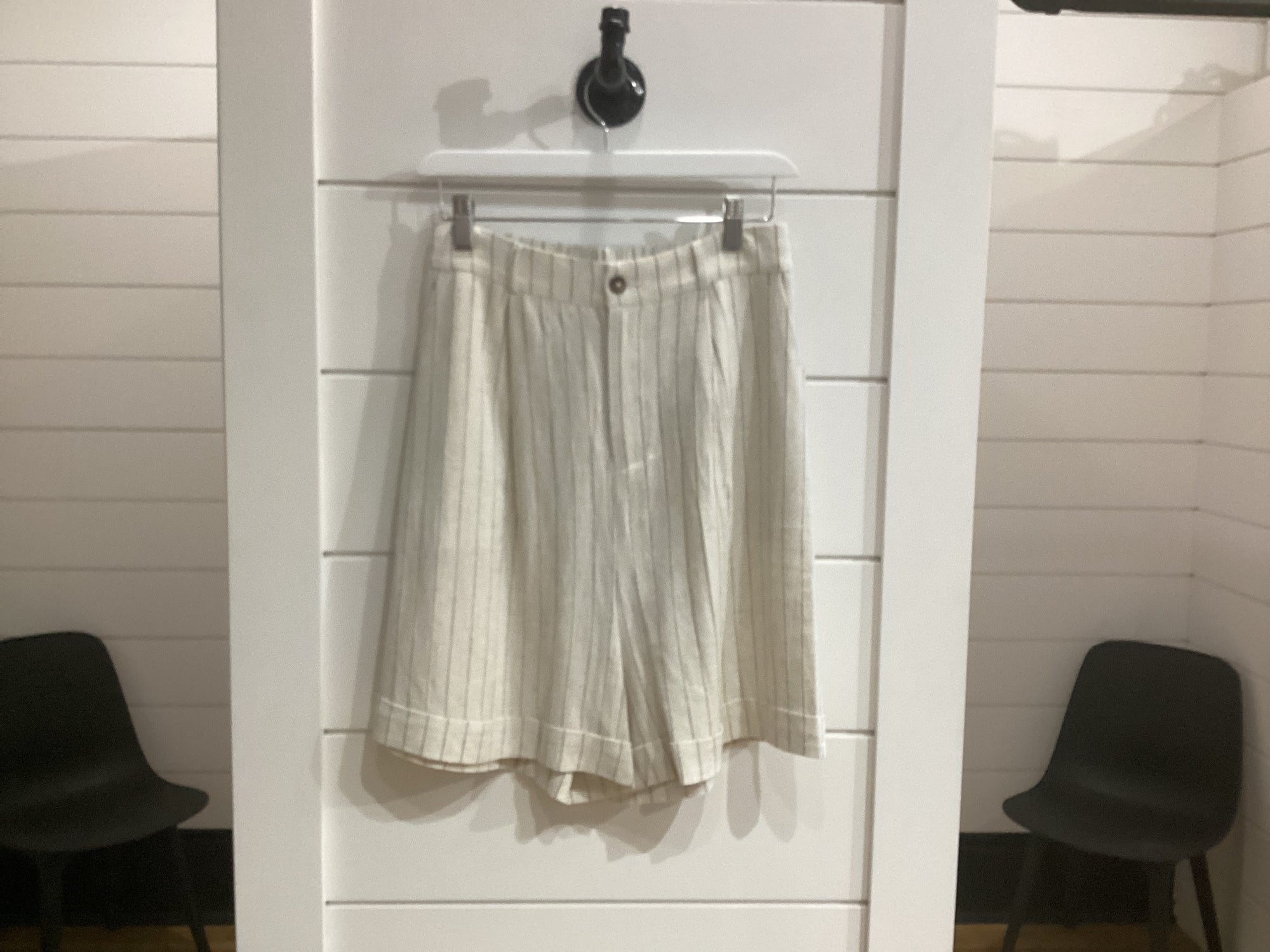Linen Stripe Short