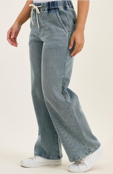 JudyBlue Baggy Aged Stone Denim