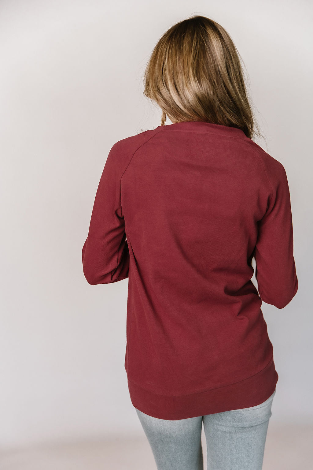 Ampersand classic pullover- cranberry