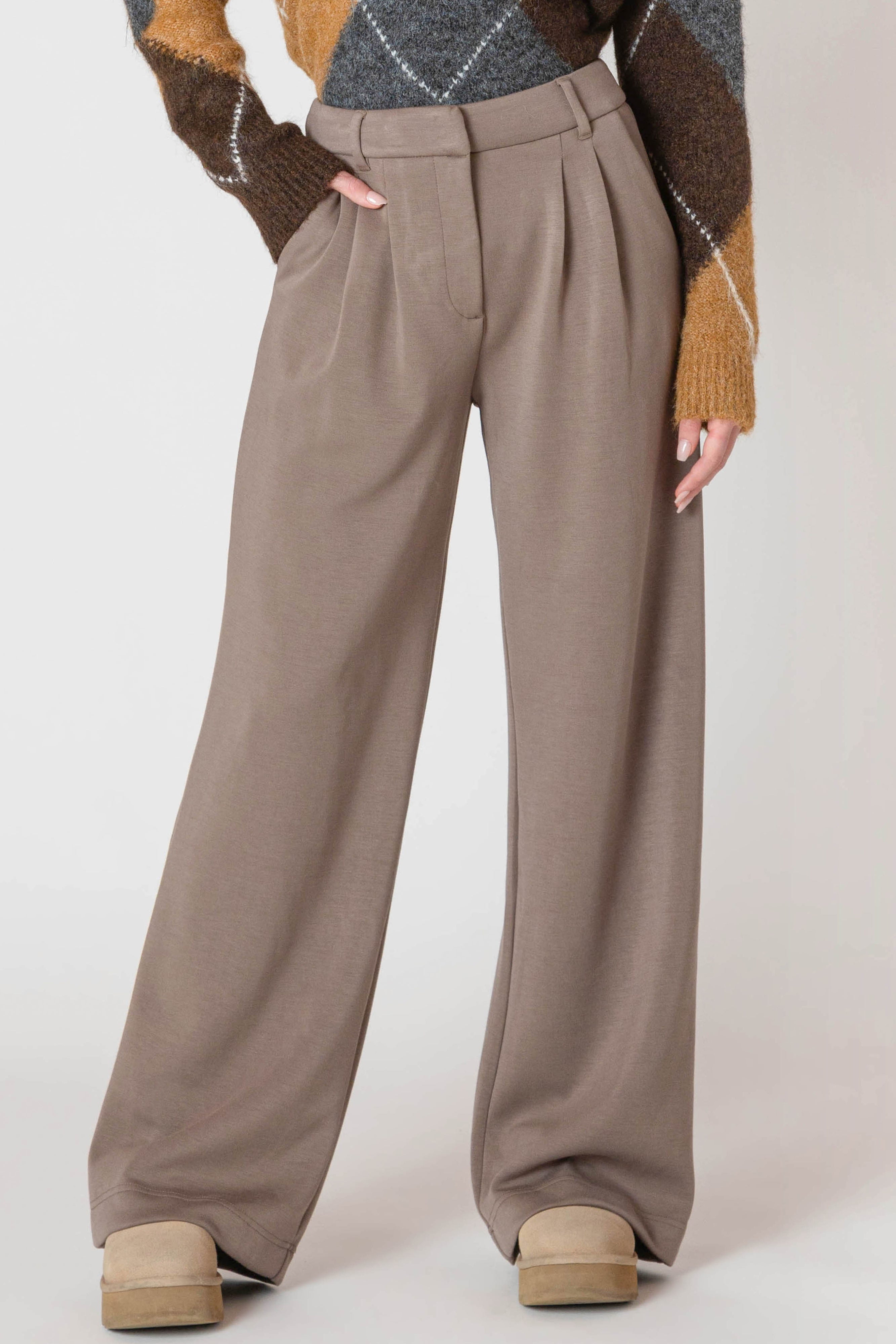 WIDE LEG KNIT TROUSER