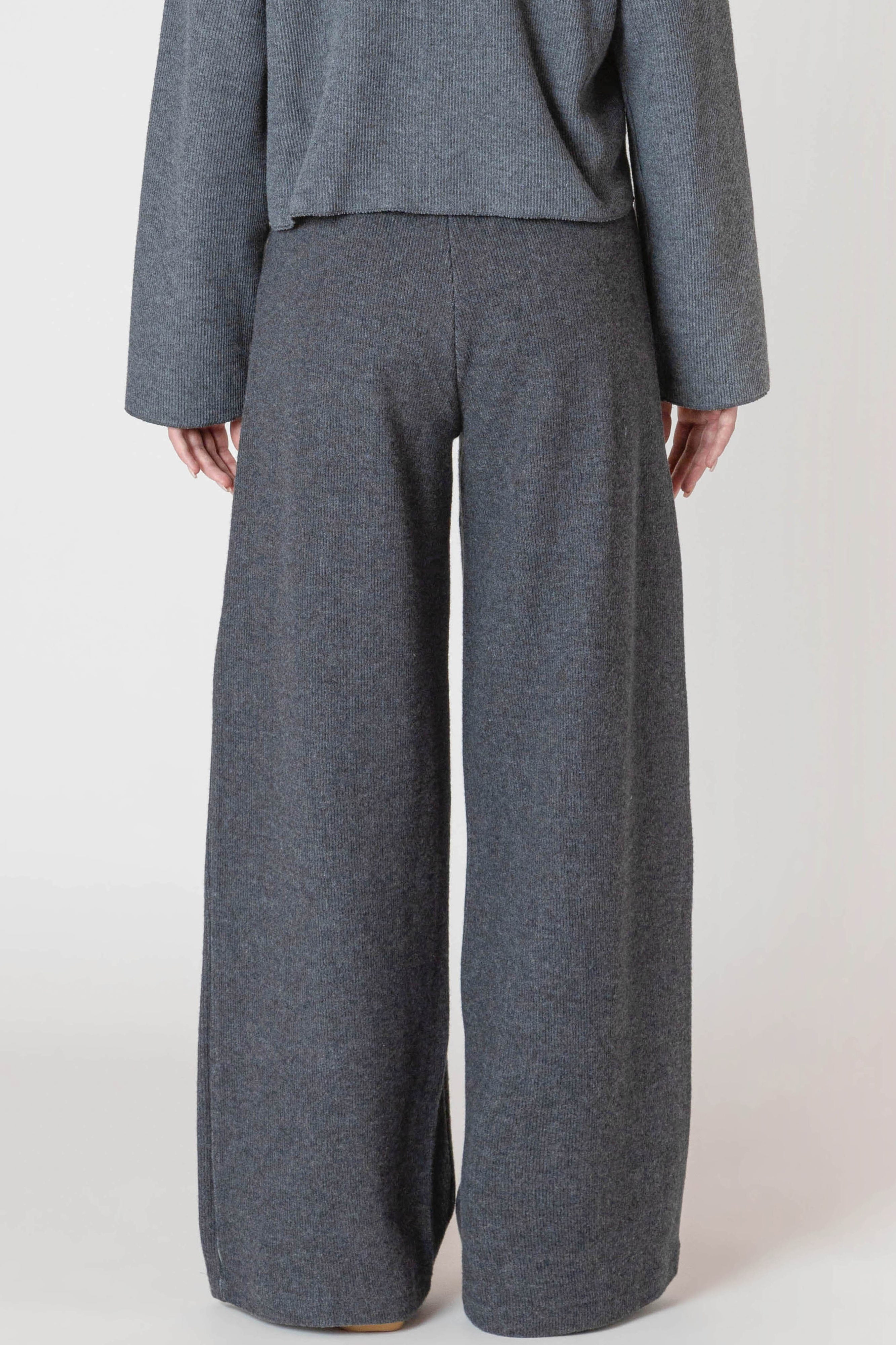 WIDE LEG RIBBED PANT