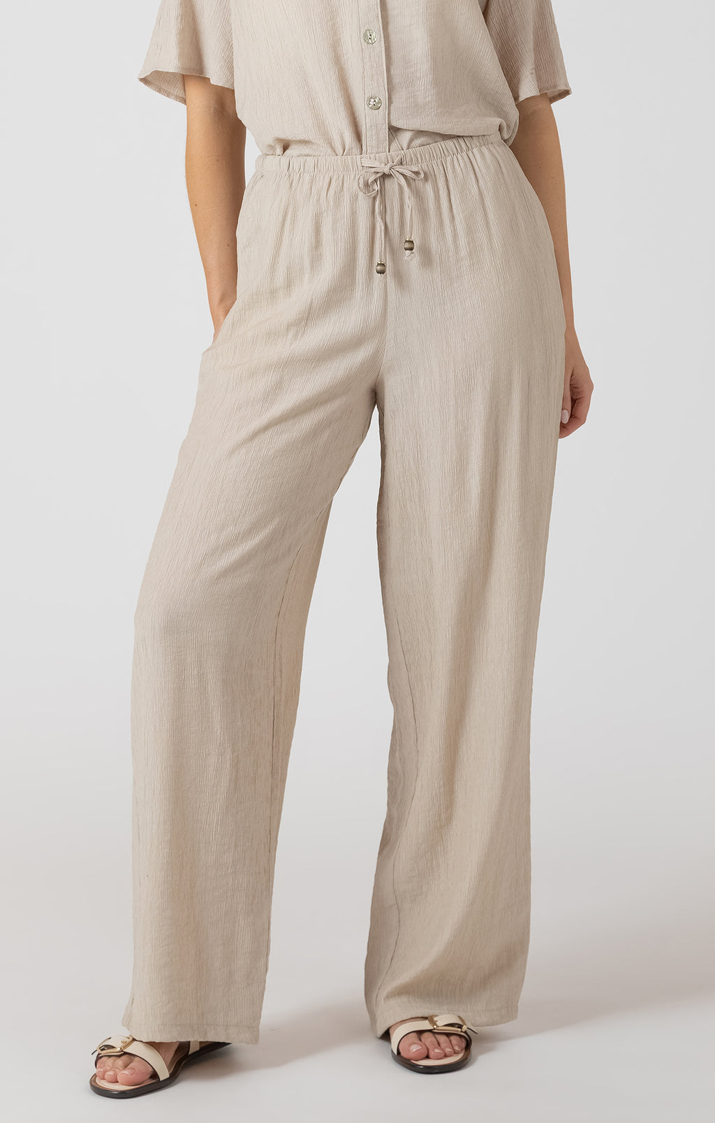 DRAWSTRING WIDE PANT