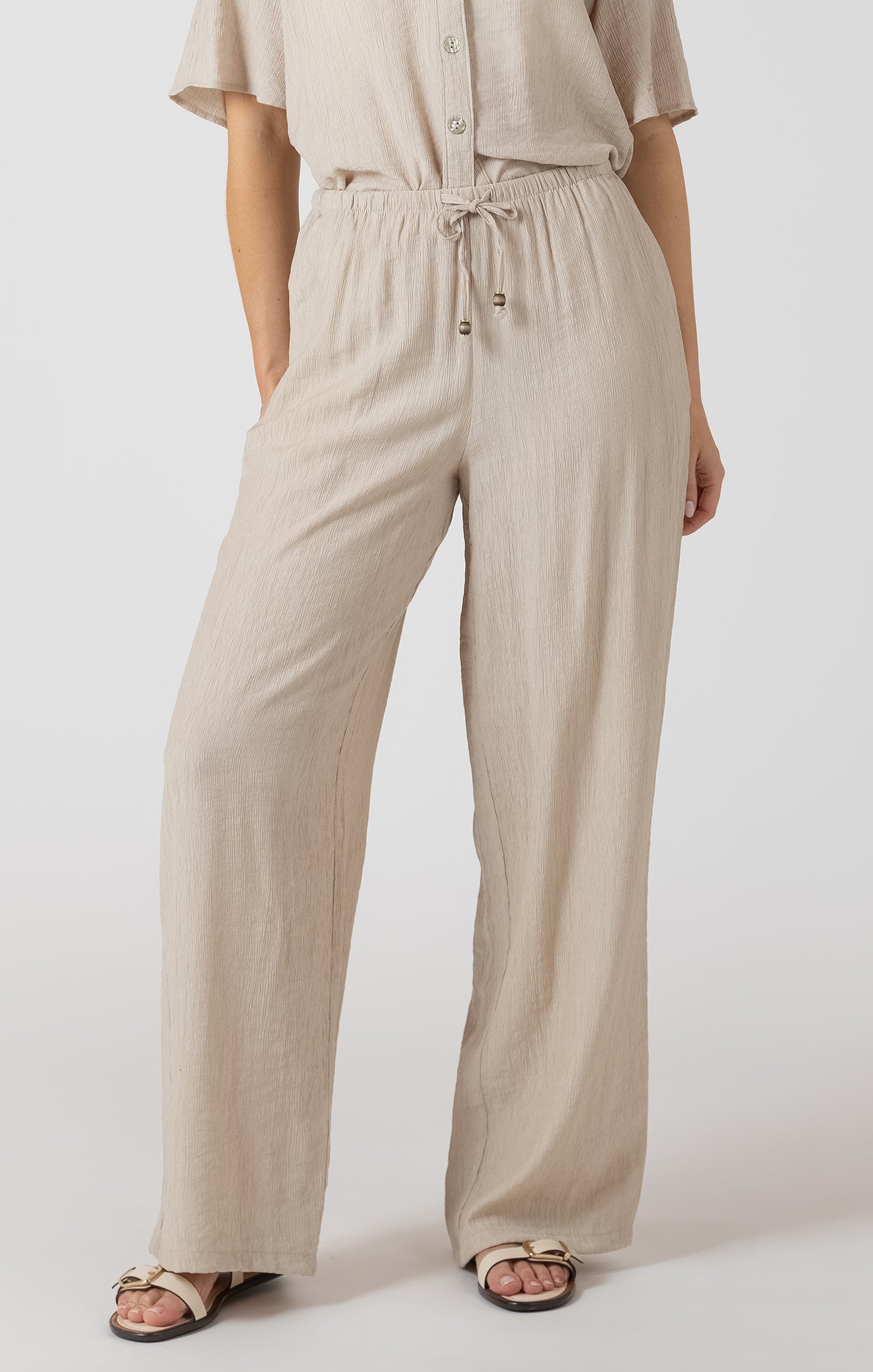 DRAWSTRING WIDE PANT