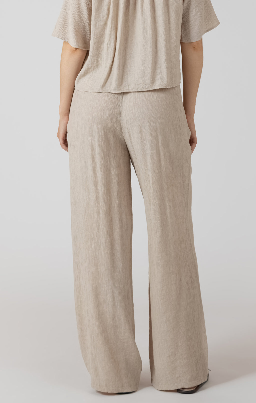 DRAWSTRING WIDE PANT
