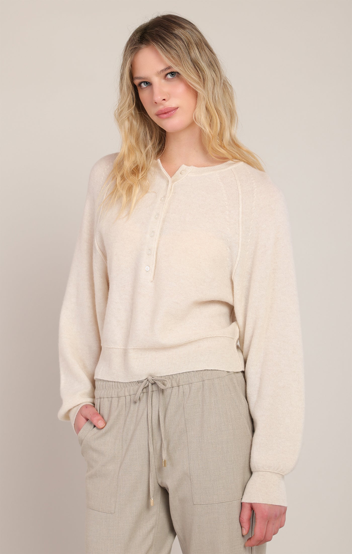 Henley Sweater Pearl