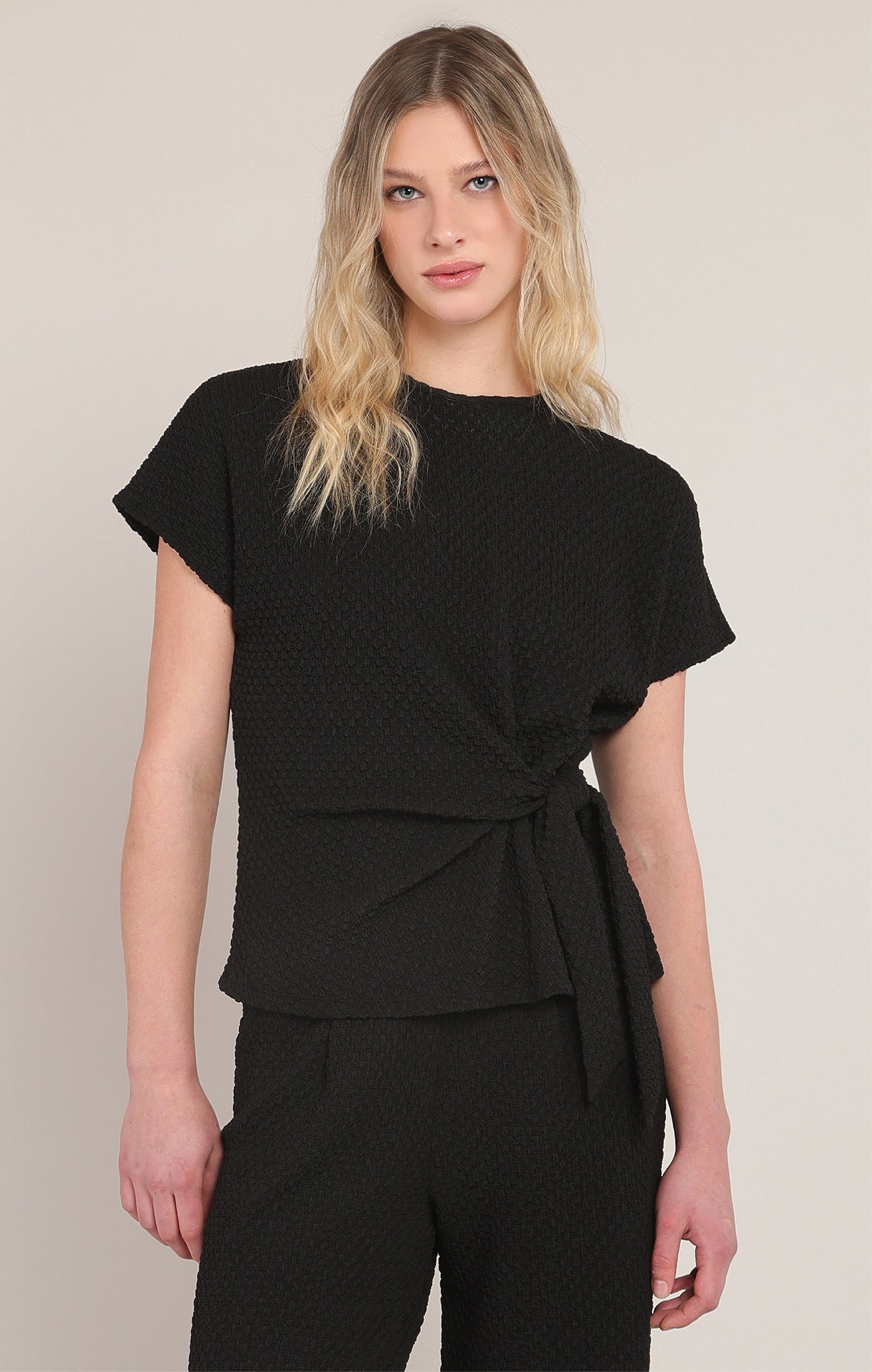 Textured Black Knot Top