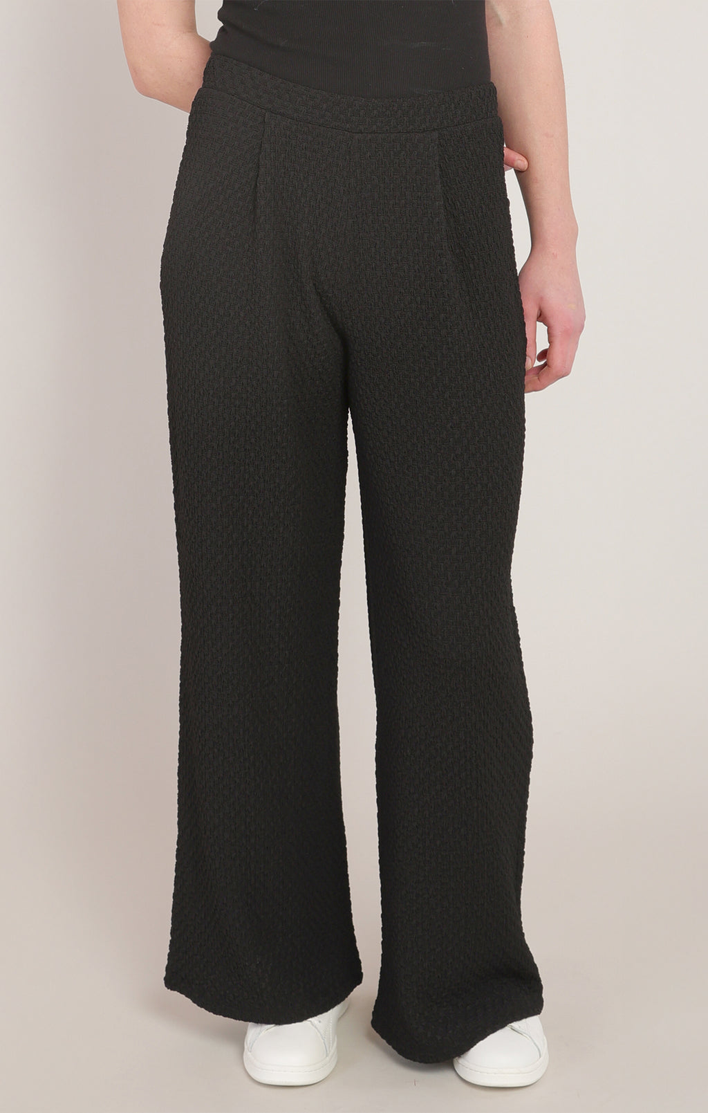 Textured Black Wide Leg Pant