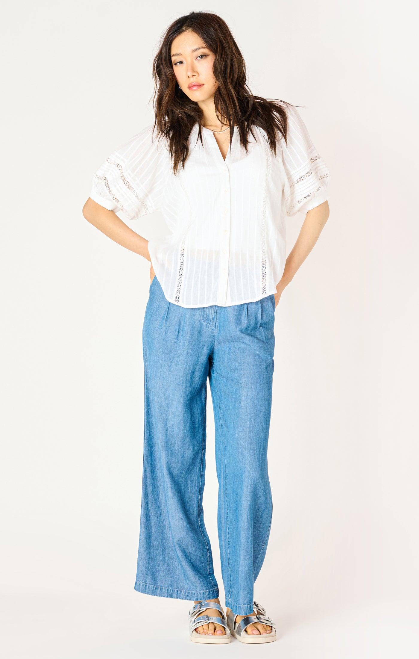 ELBOW LACE BLOUSE